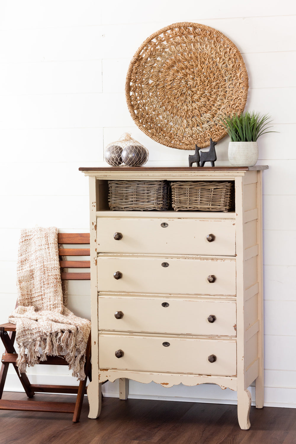 How to Upcycle a dresser with Fusion Milk Paint