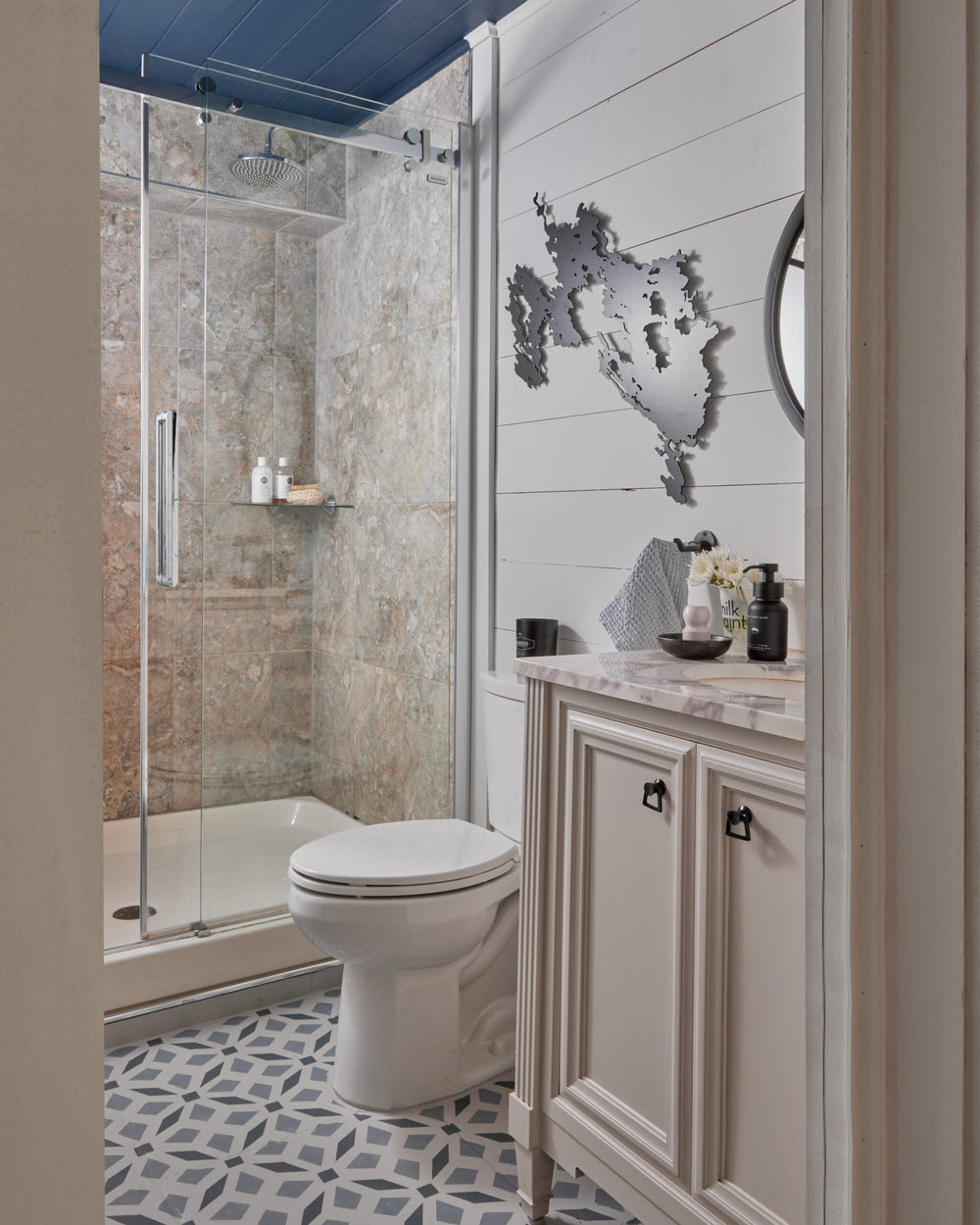 Cottage Bathroom Makeover